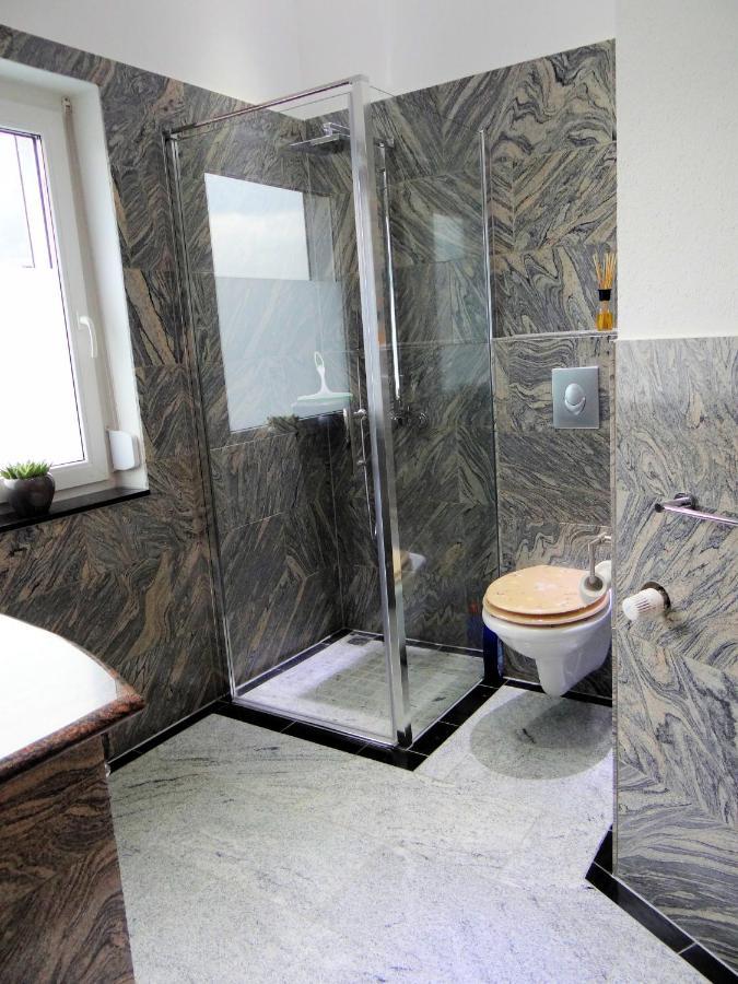 Travelers Home Hasloch  Экстерьер фото