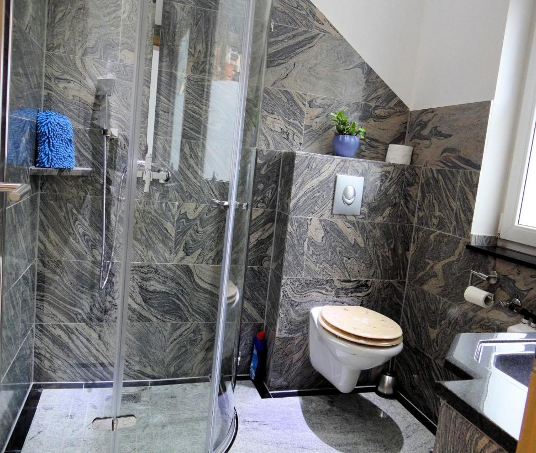 Travelers Home Hasloch  Экстерьер фото